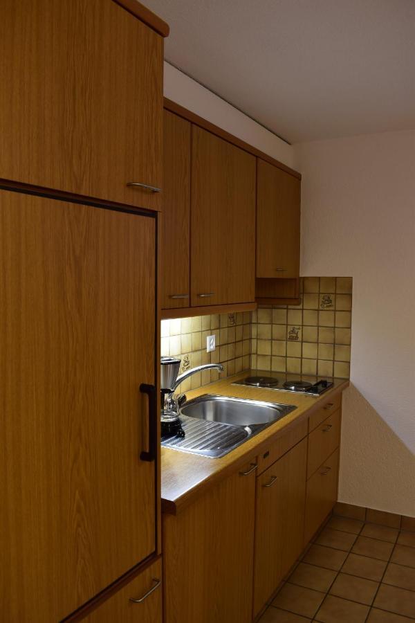 Appartementhaus Crystal Tasch Ngoại thất bức ảnh